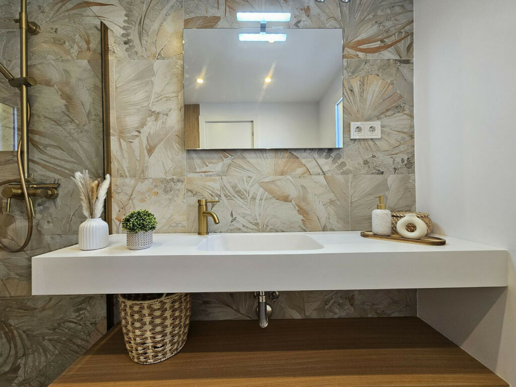 Townhouse Benalmadena Pueblo Málaga - image 18