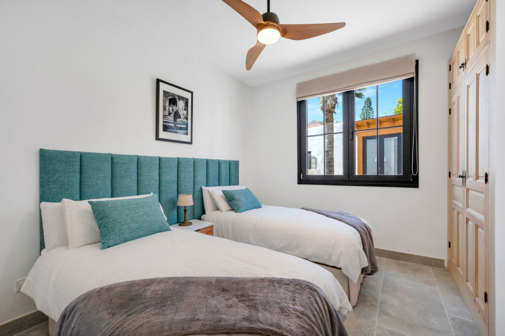Detached Villa Guadalmina Alta Málaga - image 18