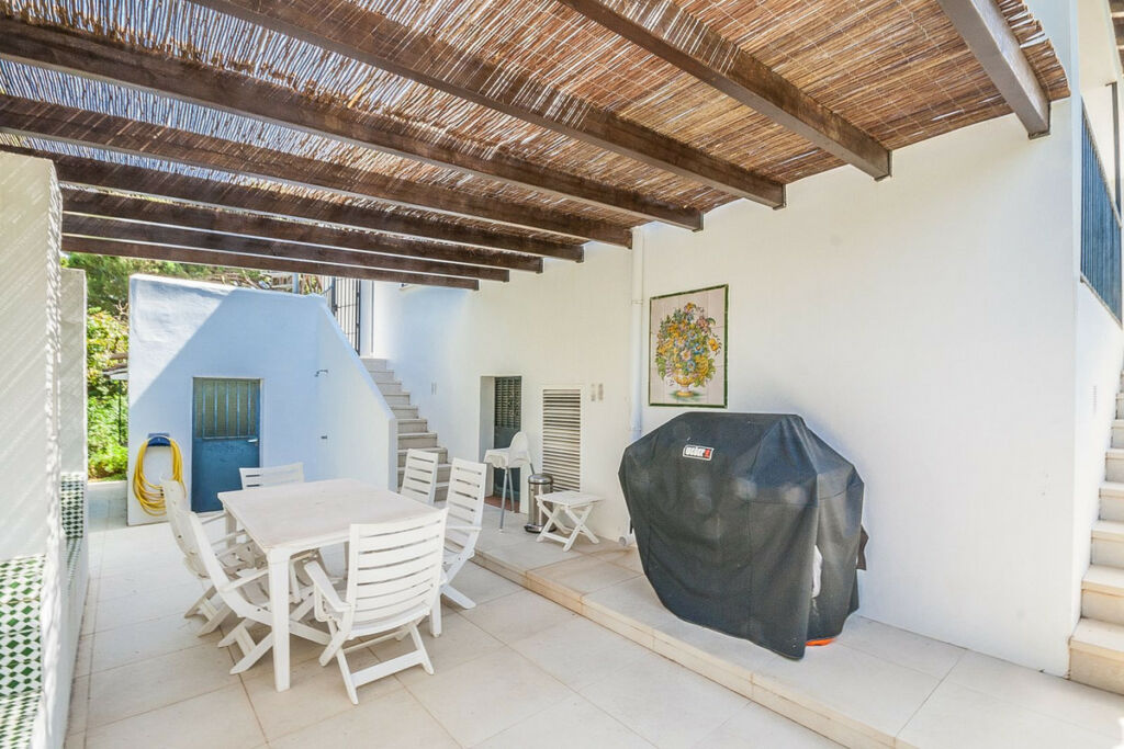 Detached Villa Elviria Málaga - image 18