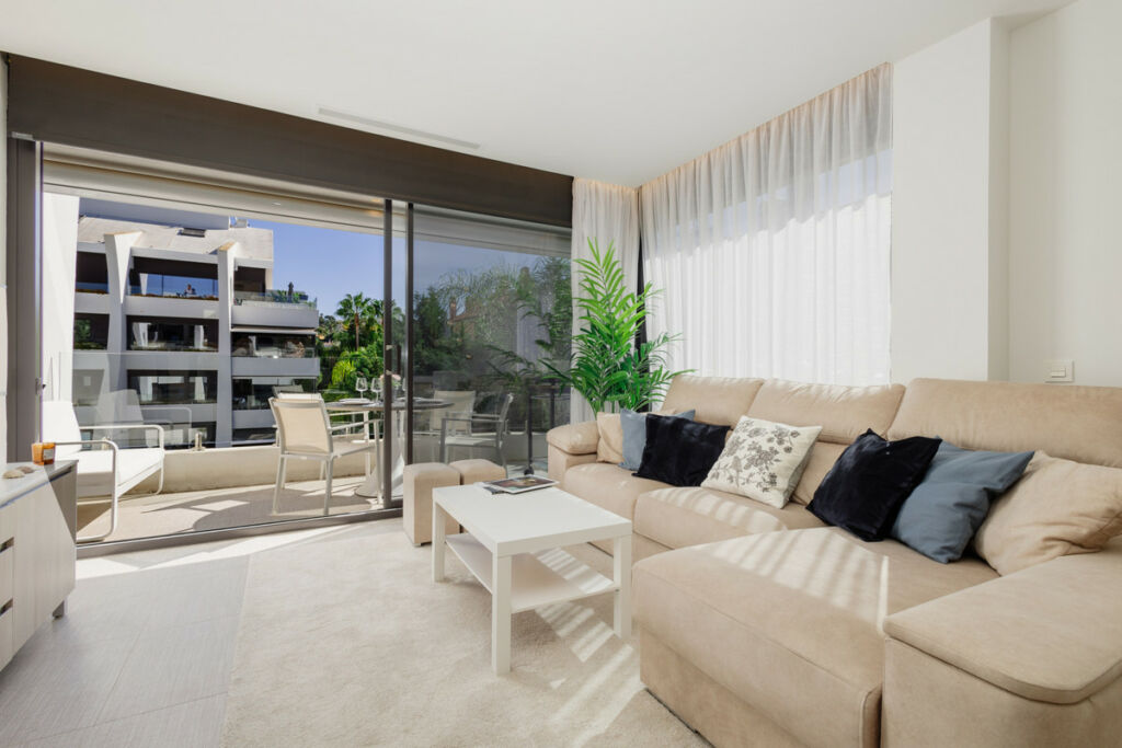 Middle Floor Apartment Carib Playa Málaga - image 18
