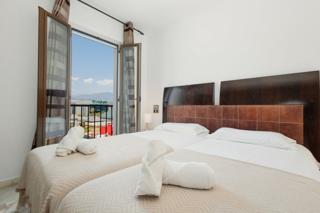 Penthouse Puerto Banús Málaga - image 18