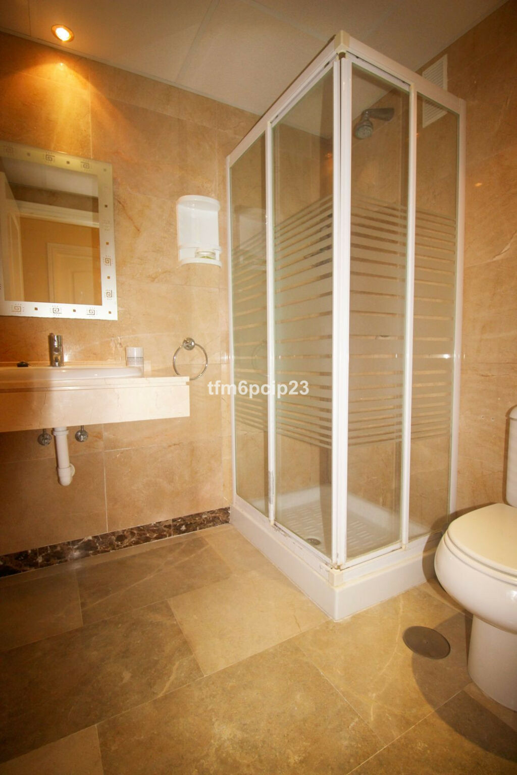 Middle Floor Apartment La Duquesa Málaga - image 18