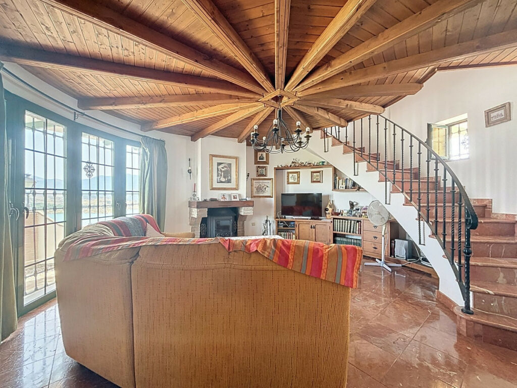 Detached Villa La Viñuela Málaga - image 18