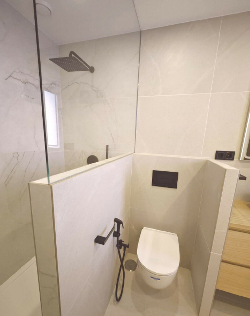 Detached Villa El Coto Málaga - image 18