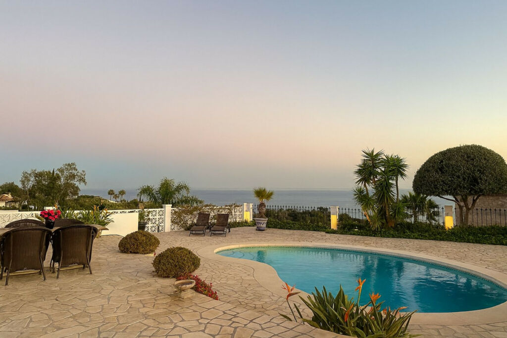Detached Villa La Capellania Málaga - image 18