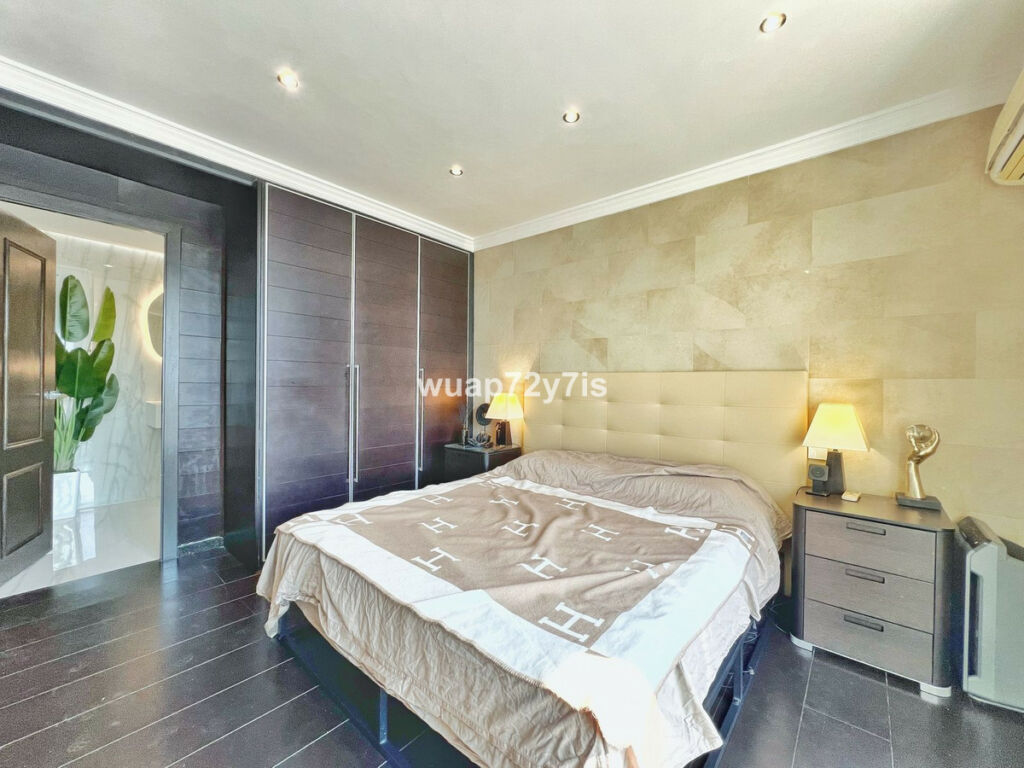 Penthouse El Paraiso Málaga - image 19