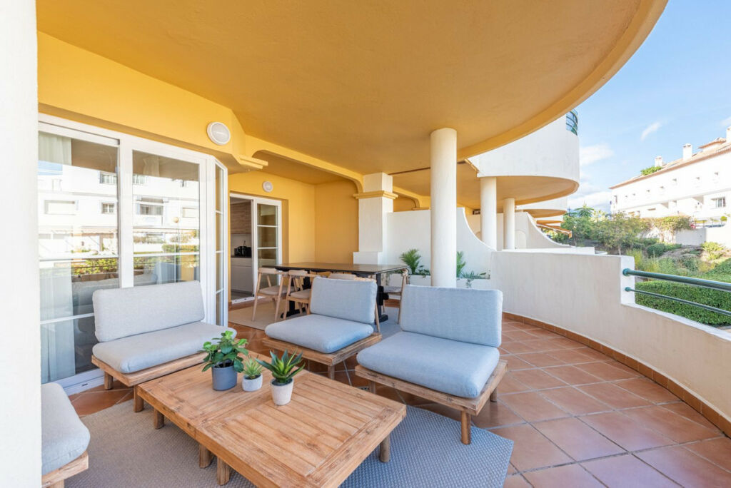 Ground Floor Apartment Nueva Andalucía Málaga - image 18