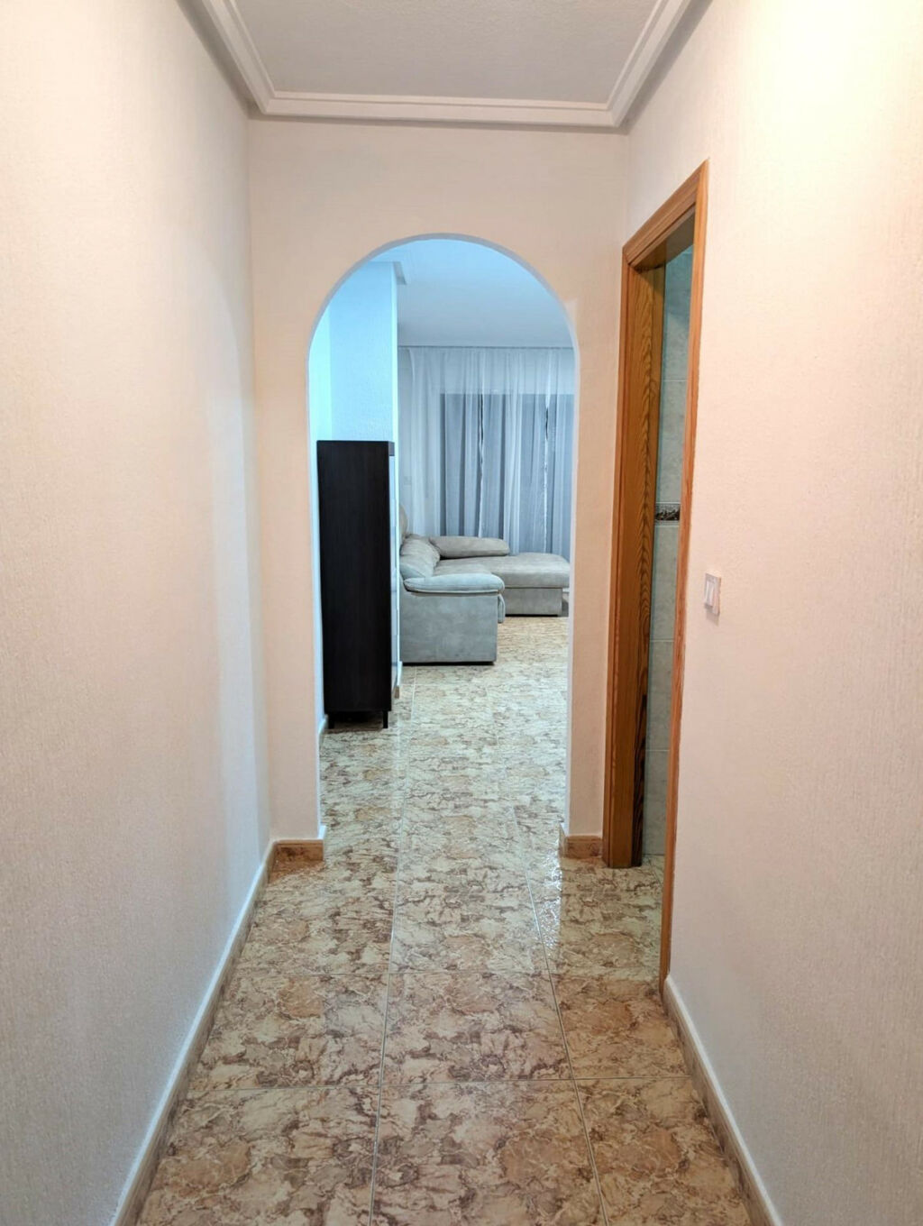 Middle Floor Apartment Torrevieja Alicante - image 18
