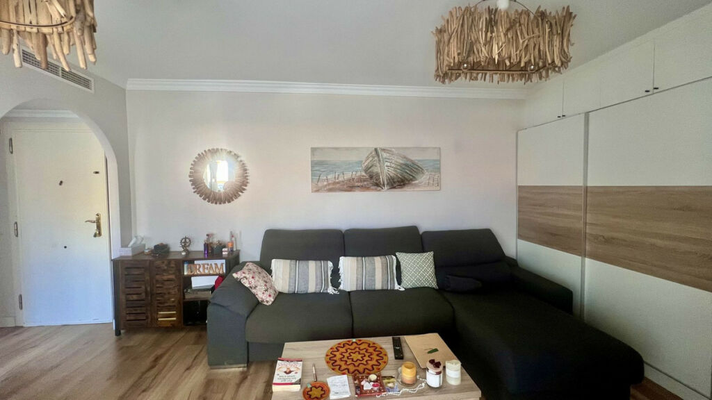 Penthouse Nueva Andalucía Málaga - image 18