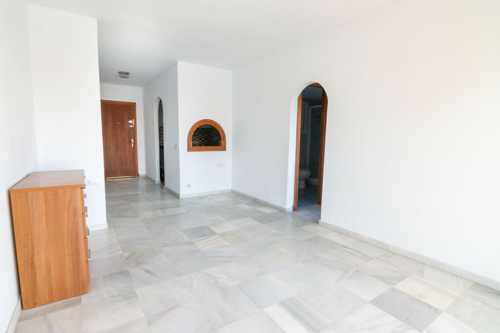 Ground Floor Apartment Estepona Málaga - image 18