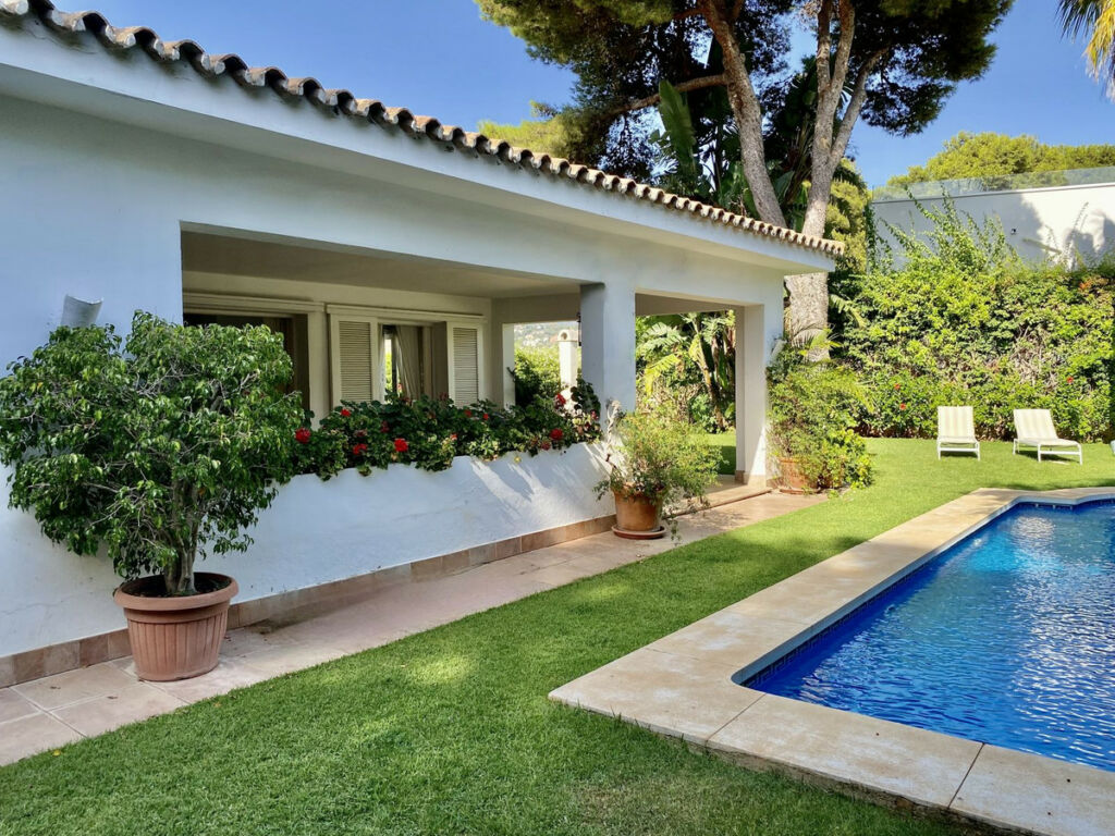 Detached Villa Los Monteros Málaga - image 18