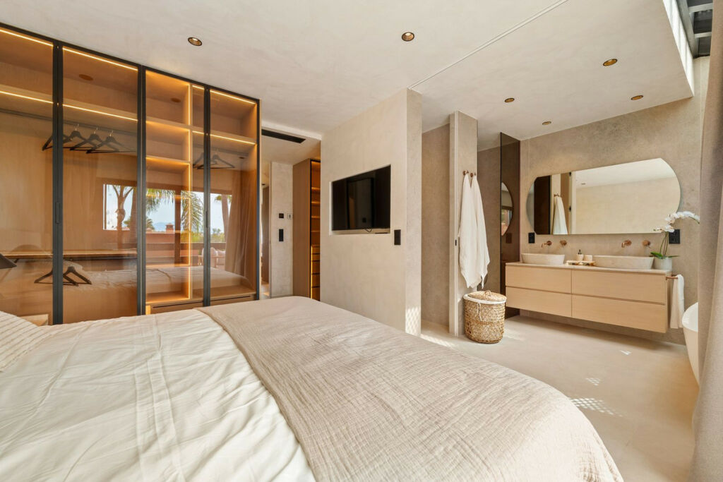 Semi-Detached House The Golden Mile Málaga - image 18