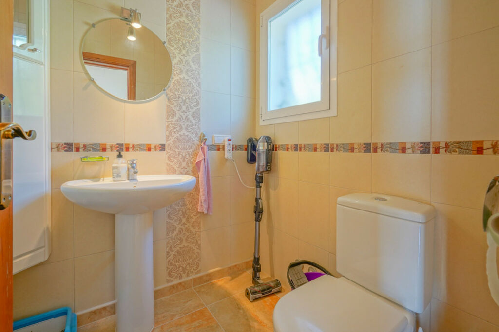Detached Villa Benitachell Alicante - image 18