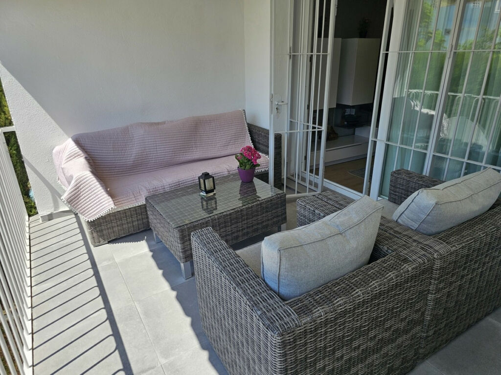 Ground Floor Apartment El Paraiso Málaga - image 20