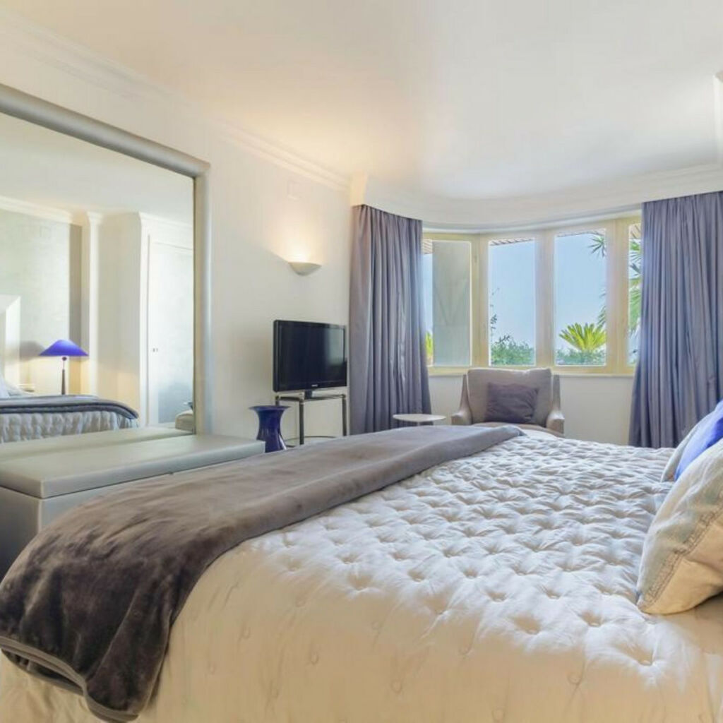 Middle Floor Apartment Marbella Málaga - image 18