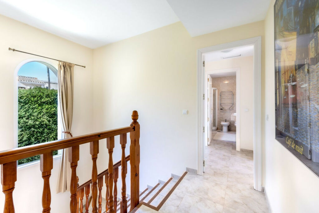 Detached Villa Coín Málaga - image 18