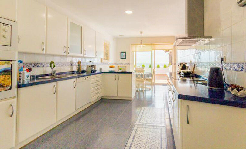 Penthouse Montemar Málaga - image 18