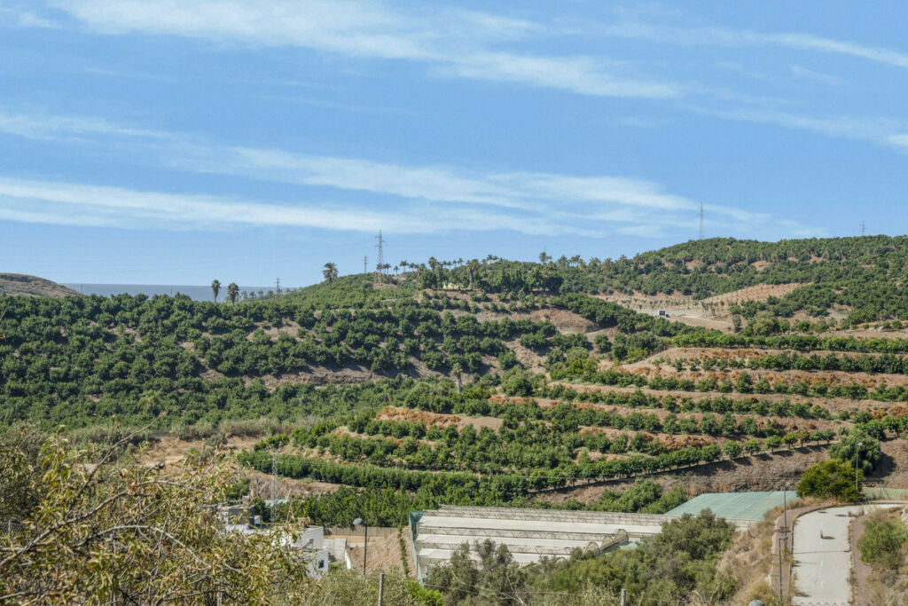 Residential Plot Almayate Málaga - image 18