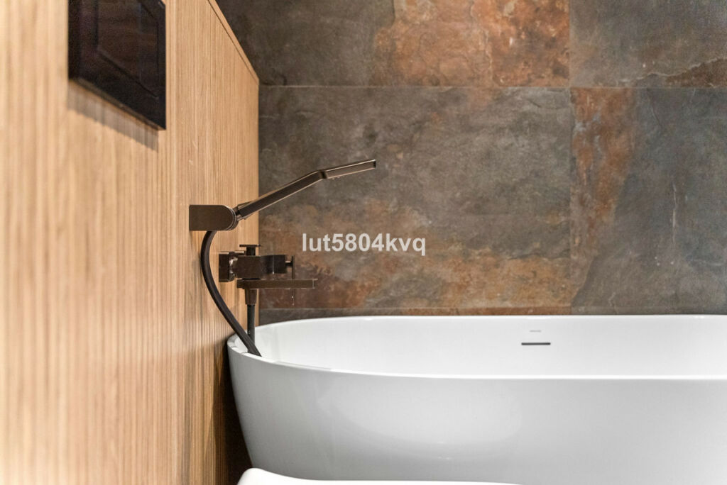 Ground Floor Apartment The Golden Mile Málaga - image 18