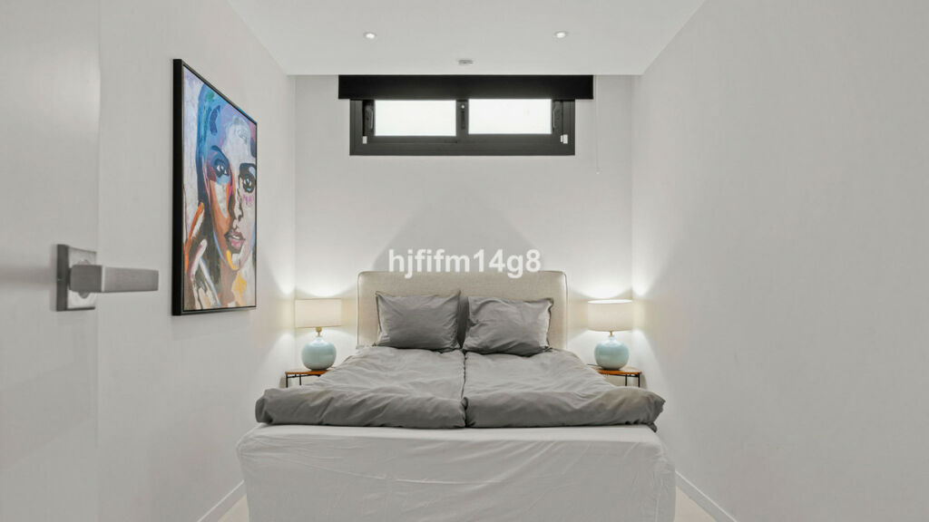 Detached Villa San Pedro de Alcántara Málaga - image 18