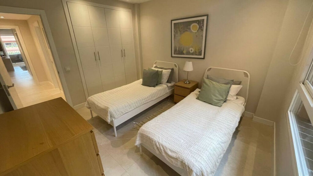 Ground Floor Apartment Puerto Banús Málaga - image 18
