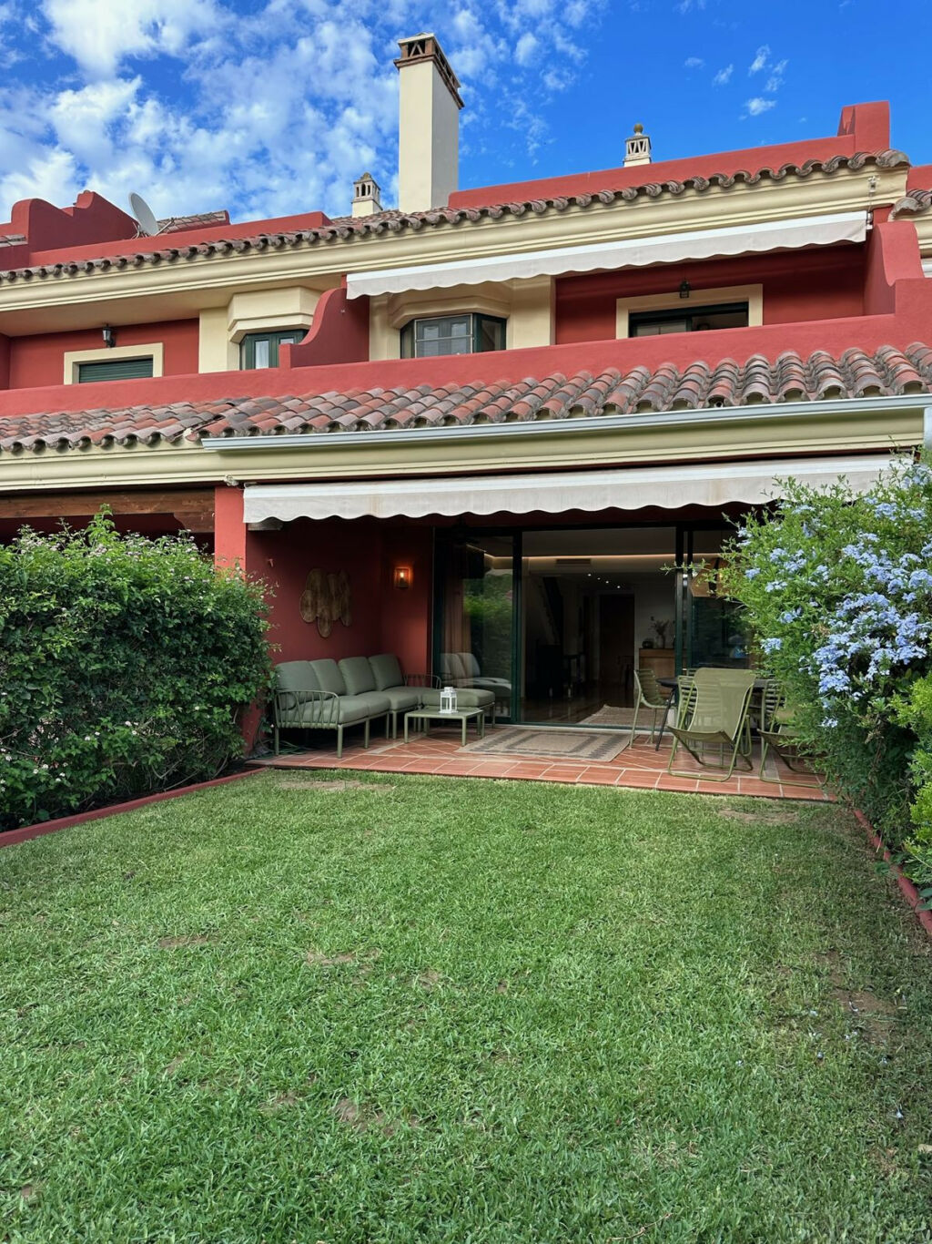 Townhouse The Golden Mile Málaga - image 18
