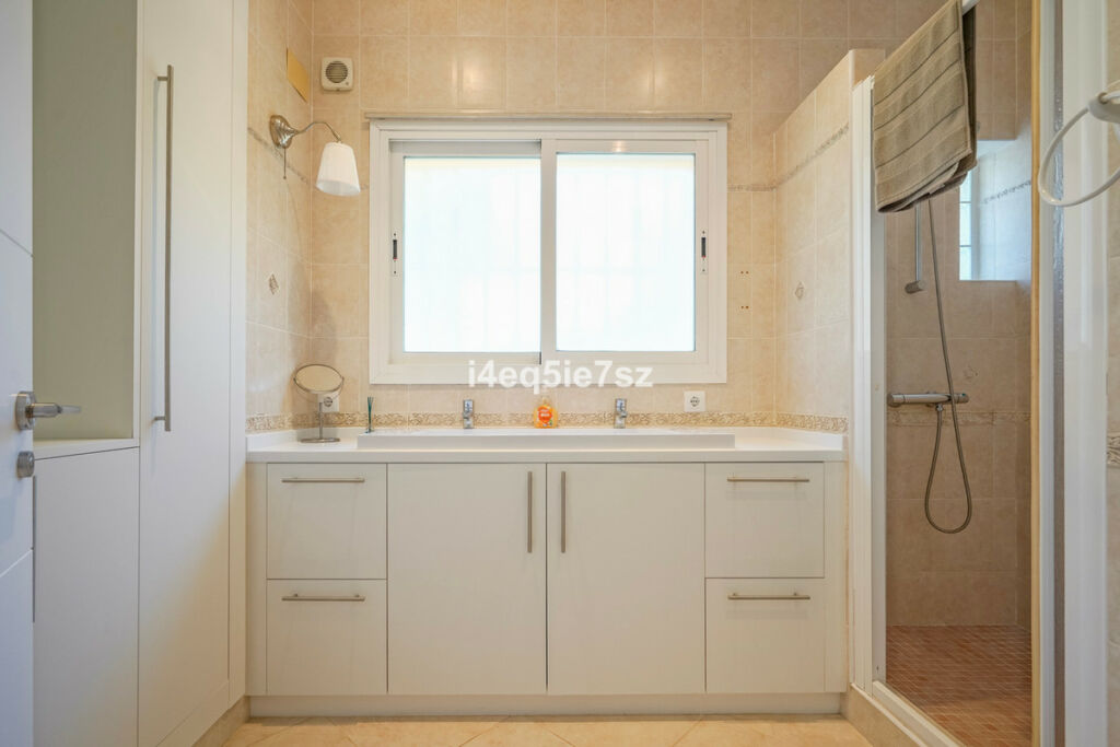 Detached Villa Javea Alicante - image 18