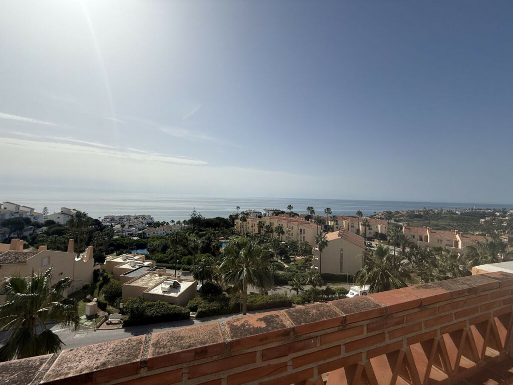 Penthouse El Faro Málaga - image 18