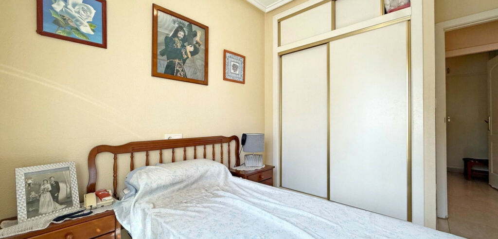 Townhouse Torrevieja Alicante - image 18
