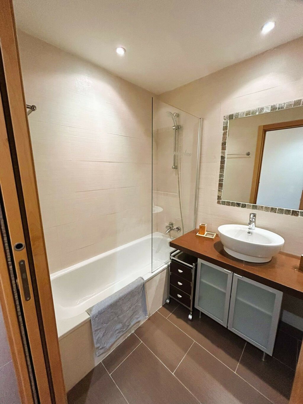 Middle Floor Apartment Selwo Málaga - image 18