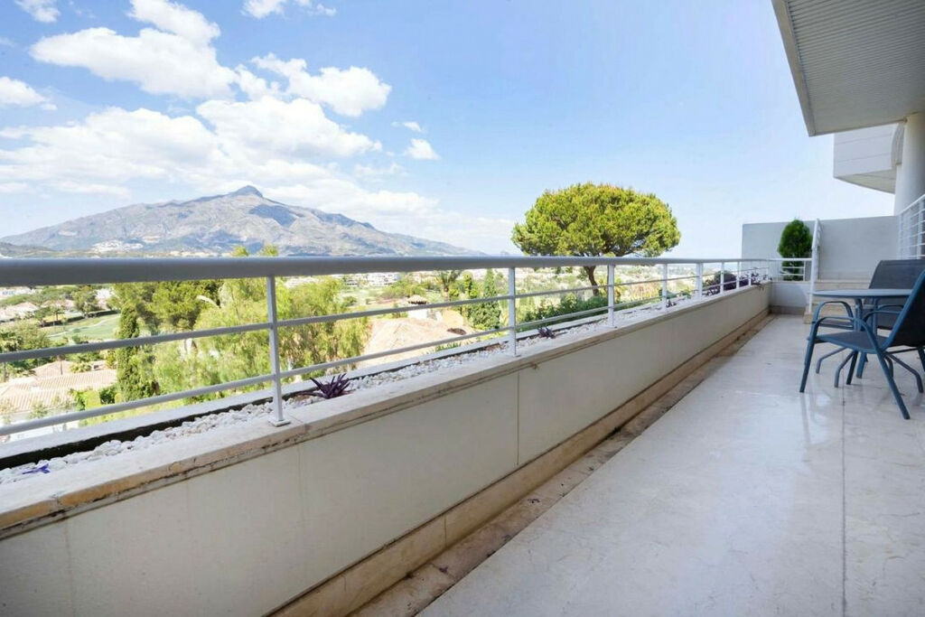 Ground Floor Apartment Nueva Andalucía Málaga - image 18
