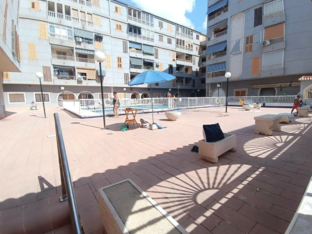 Penthouse Torrevieja Alicante - image 18