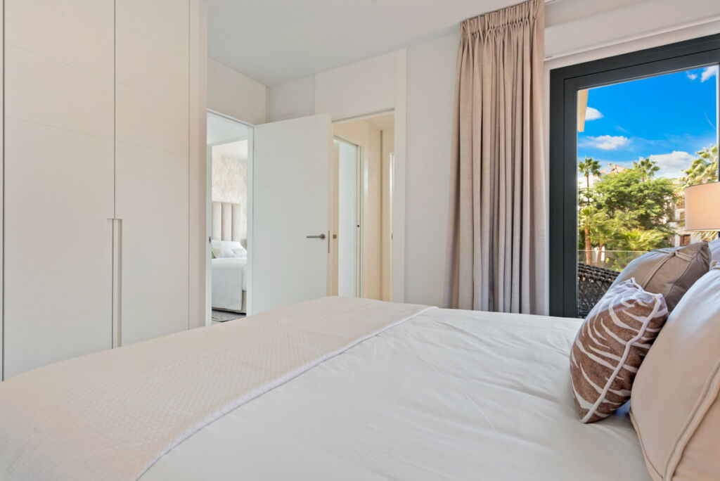 Townhouse Puerto Banús Málaga - image 18