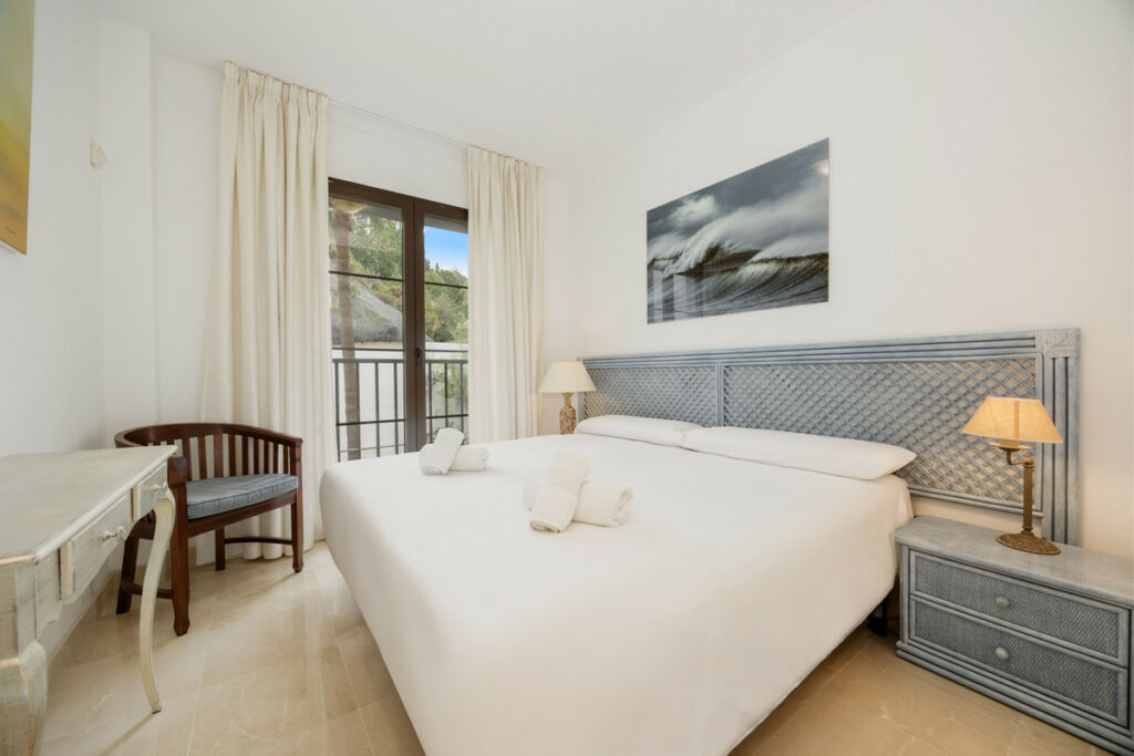 Middle Floor Apartment Los Arqueros Málaga - image 18