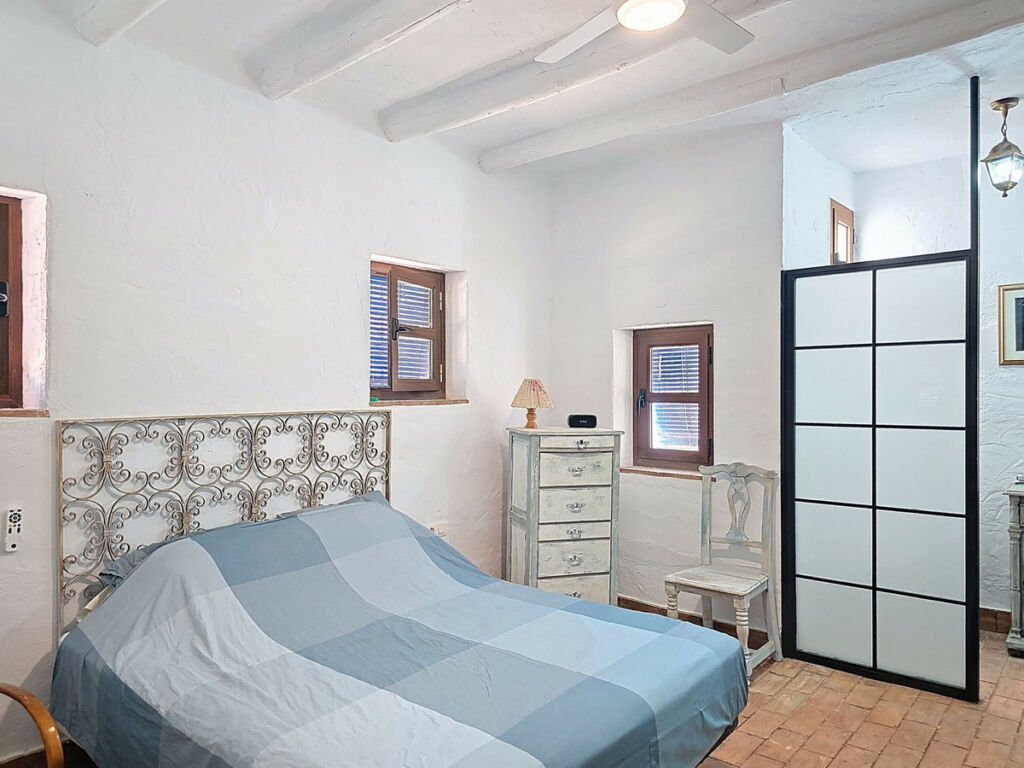 Detached Villa Riogordo Málaga - image 19