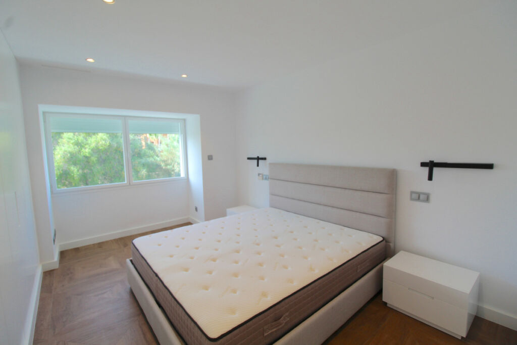 Detached Villa Nueva Andalucía Málaga - image 18