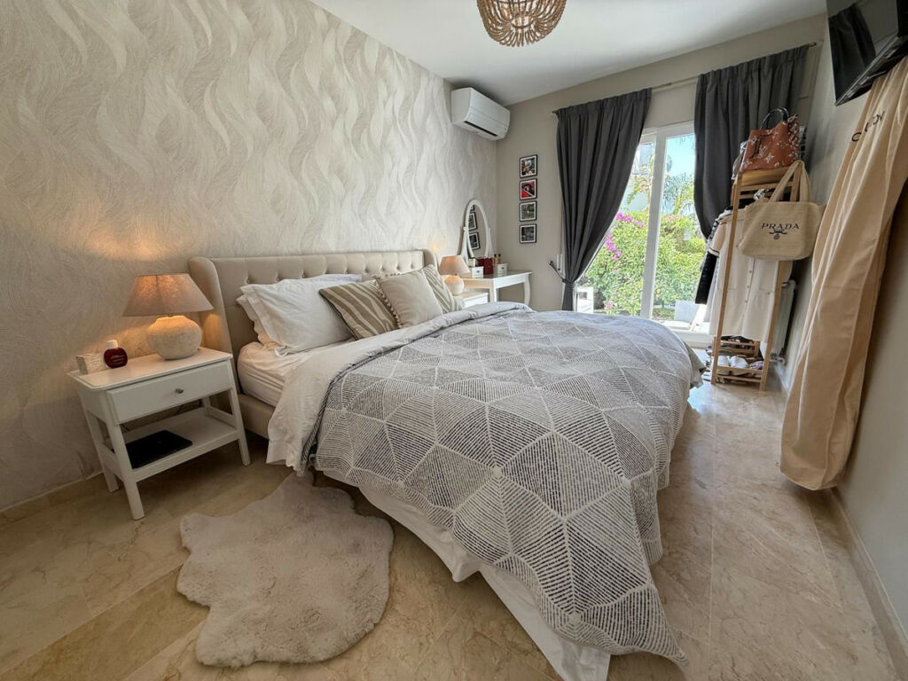Detached Villa Marbesa Málaga - image 18