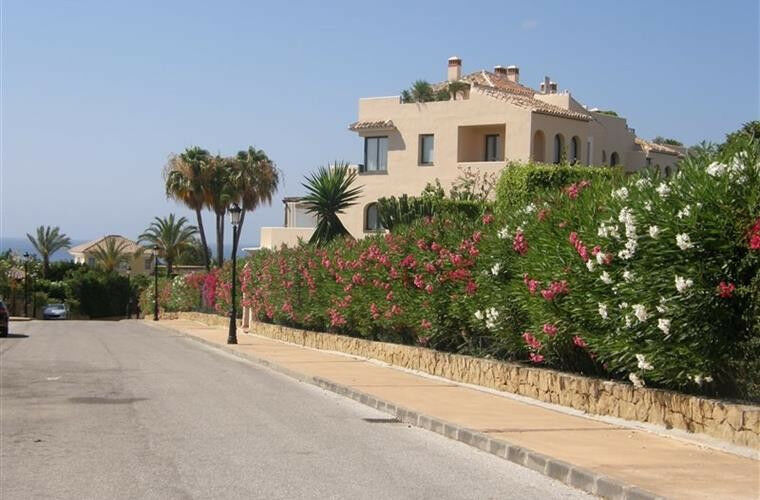 Ground Floor Apartment Elviria Málaga - image 19