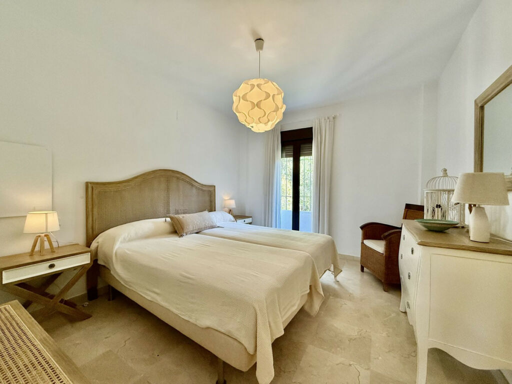 Ground Floor Apartment The Golden Mile Málaga - image 19