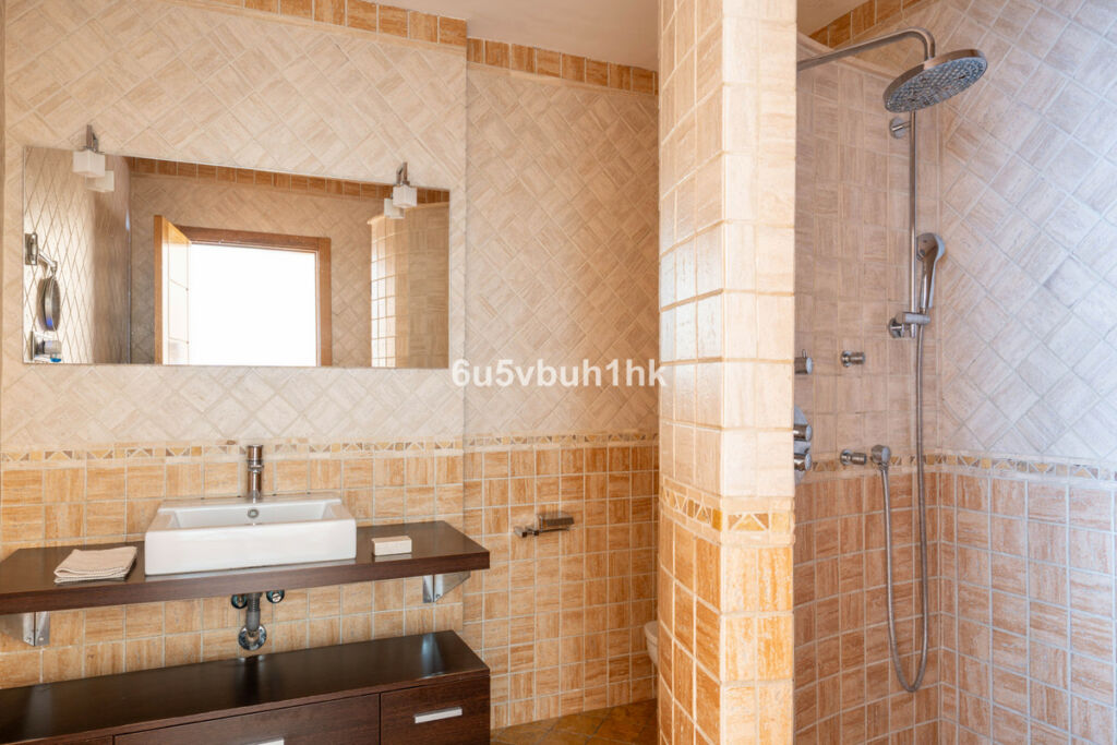 Townhouse Las Lagunas Málaga - image 19