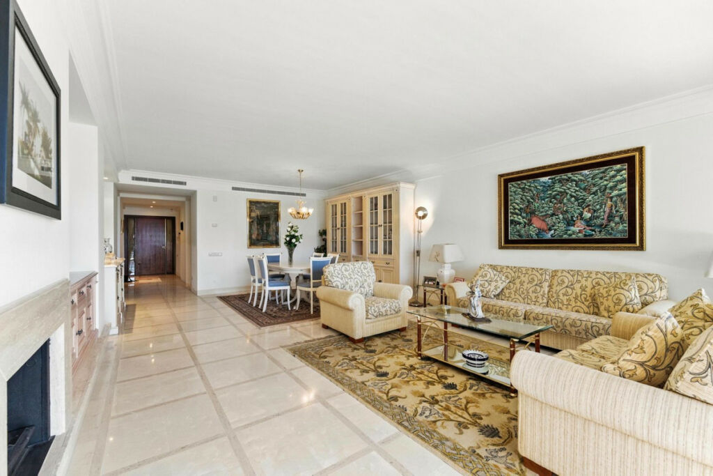 Middle Floor Apartment Costalita Málaga - image 19
