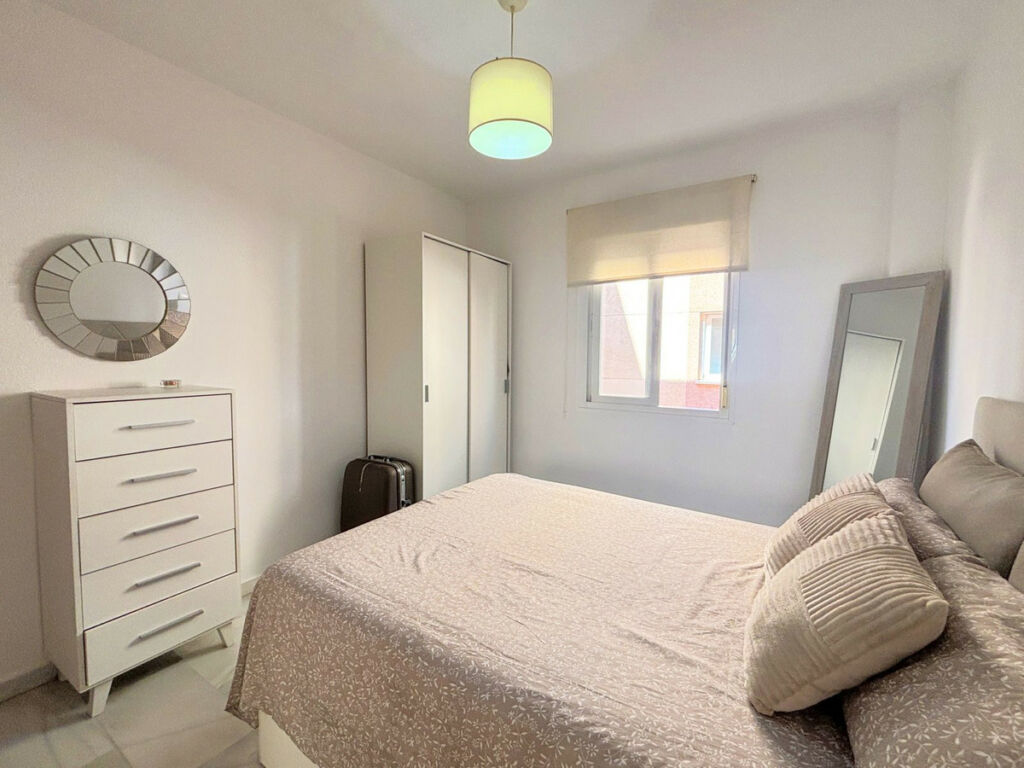 Middle Floor Apartment Estepona Málaga - image 19
