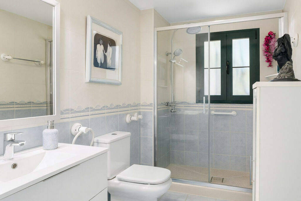 Ground Floor Apartment New Golden Mile Málaga - image 18