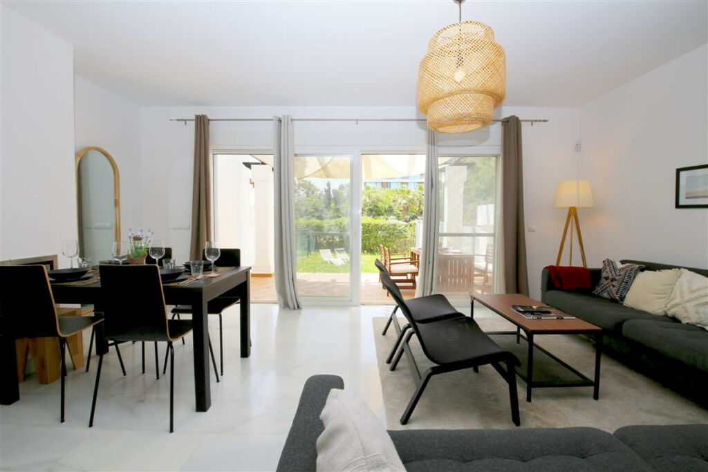 Semi-Detached House Estepona Málaga - image 19