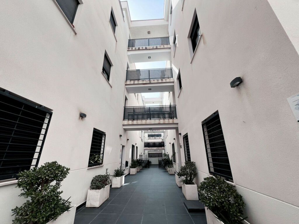 Middle Floor Studio Málaga Centro Málaga - image 19