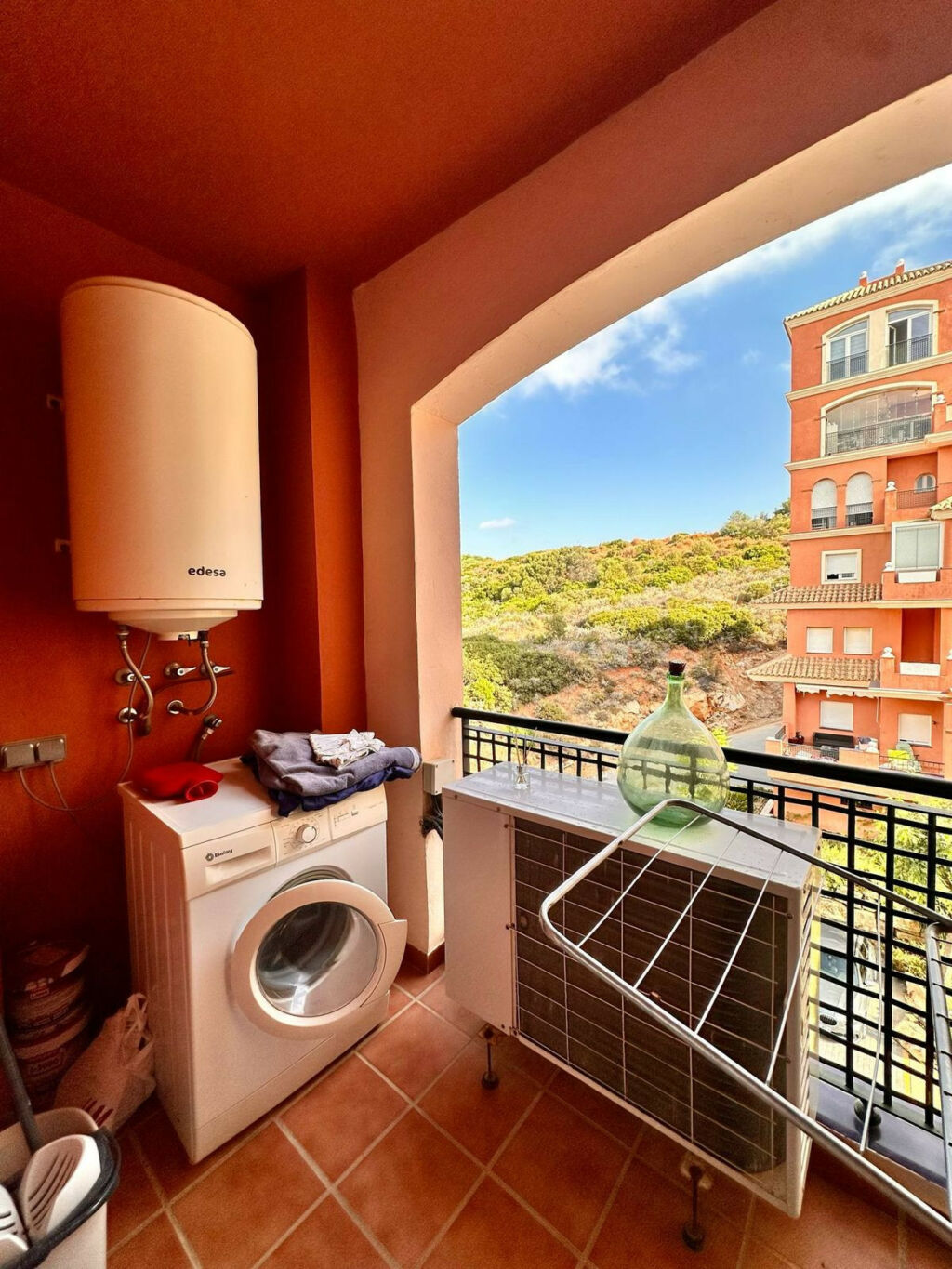 Middle Floor Apartment La Duquesa Málaga - image 19