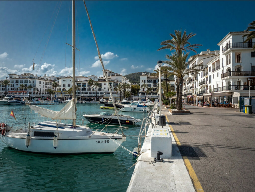 Penthouse La Duquesa Málaga - image 19
