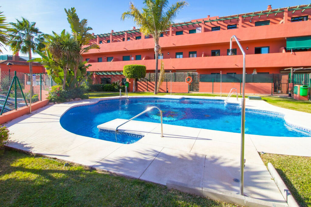 Middle Floor Apartment Casares Playa Málaga - image 19