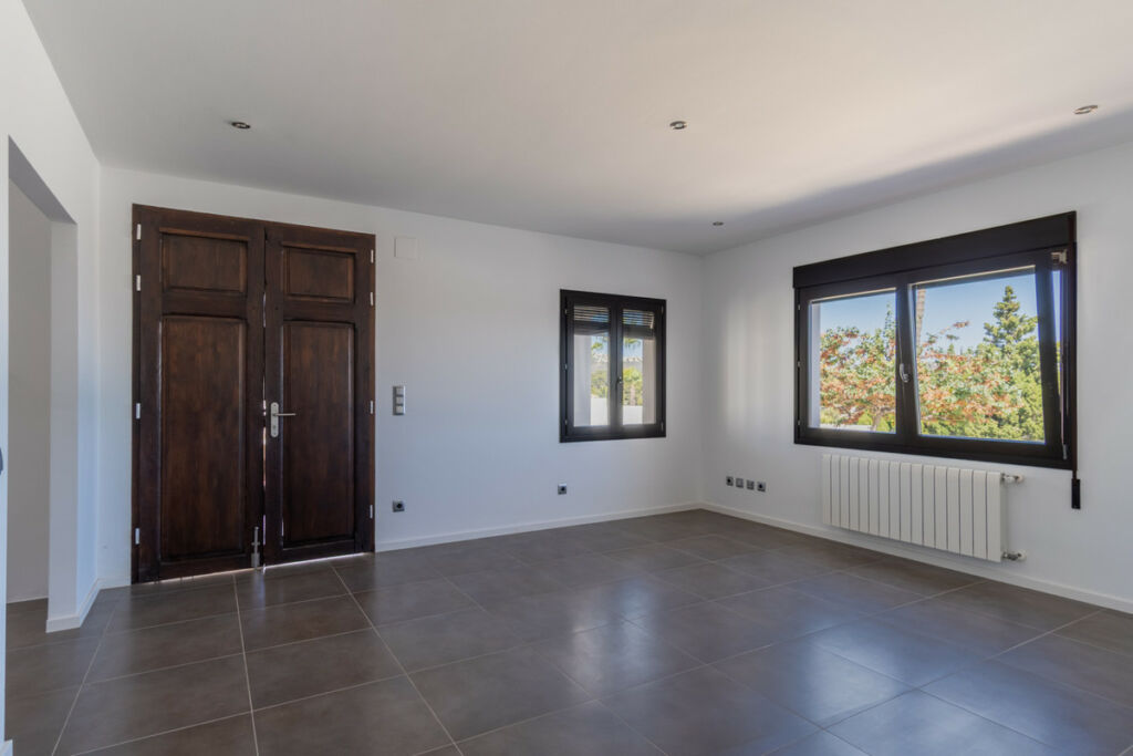 Detached Villa Moraira Alicante - image 19