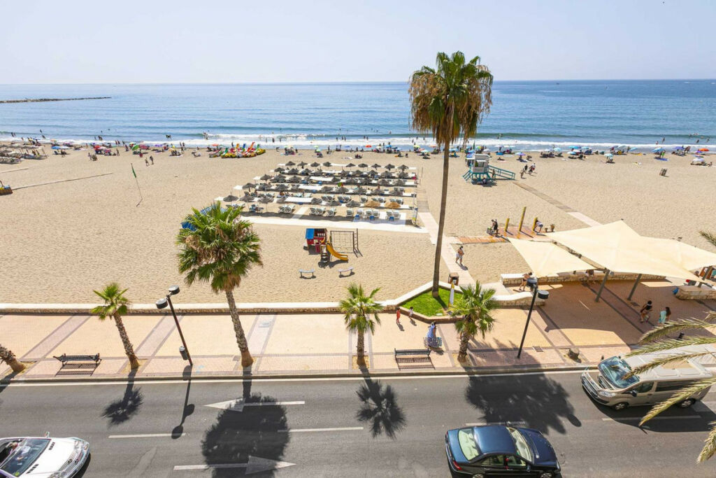 Middle Floor Apartment Fuengirola Málaga - image 19